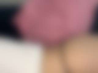 Live cam show with Viola - Nipple Piercings on sexylive.show
