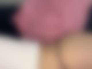 Live cam show with Viola - Genital Piercings on Mixed Magazine Live