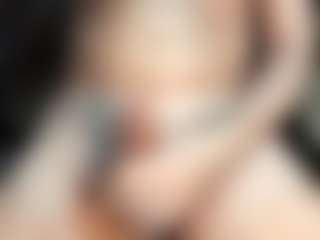 dzo74830's Live Sex Cam Show