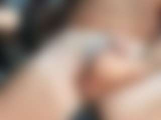 dzo74830's Live Sex Cam Show