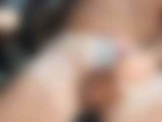 dzo74830's Live Sex Cam Show