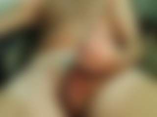 dzo74830's Live Sex Cam Show