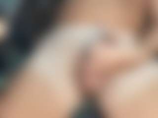 Live cam show with dzo74830 - English on livesuperchat.net