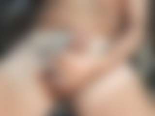 dzo74830's Live Sex Cam Show