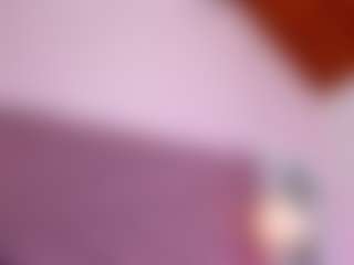 Live cam show with Jazmine-Bloom - Morena on Camsoda