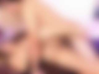 submissive-extremee's Live Sex Cam Show