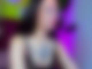 Live cam show with IvyDainty - Striptease on SpunkLive