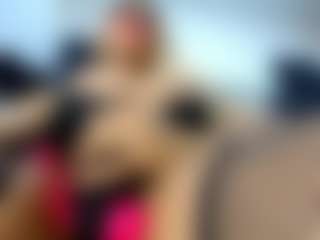 laura-fit's Live Sex Cam Show