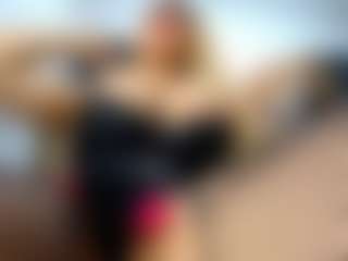 laura-fit's Live Sex Cam Show