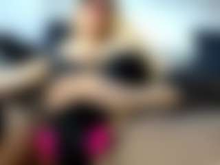 laura-fit's Live Sex Cam Show