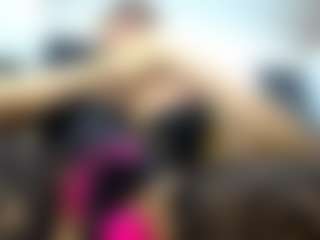 laura-fit's Live Sex Cam Show