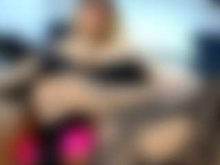 laura-fit's Live Sex Cam Show