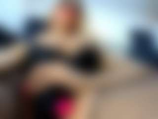 laura-fit's Live Sex Cam Show