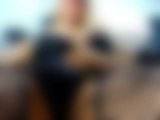 laura-fit's Live Sex Cam Show