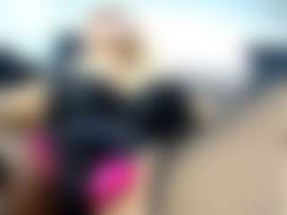Live cam show with laura-fit - Japanese on Gym Cam Girls | colombia