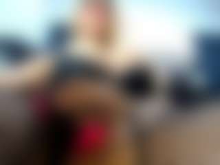 Live cam show with laura-fit - Genital Piercings on livesuperchat.net