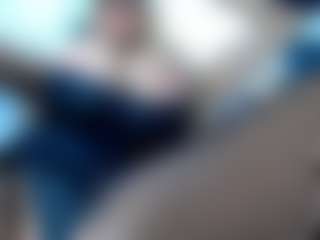 Live cam show with laura-fit - Drinking on Camsoda