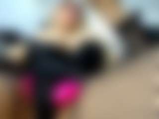 Live cam show with laura-fit - Arabic on dropp.cam