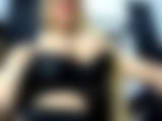 Live cam show with laura-fit - Biracial on Free Soda