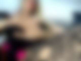 Live cam show with laura-fit - Caucasian on Hubzter Live