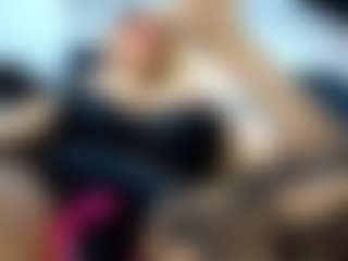 laura-fit's Live Sex Cam Show