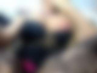 Live cam show with laura-fit - German on Camsoda
