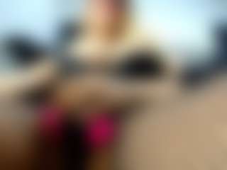 Show in cam erotica live di laura-fit