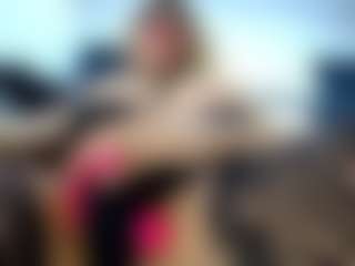 Live cam show with laura-fit - Japanese on fapnchat | colombia