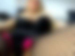 Live cam show with laura-fit - Tease on camwithhim.com