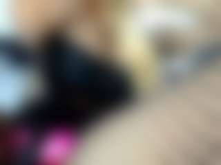 Live cam show with laura-fit - Bbc on Mixed Magazine Live