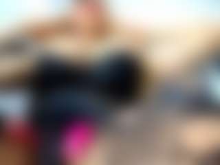 Live cam show with laura-fit - African on Camsoda | colombia