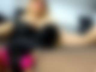 Live cam show with laura-fit - Brown Eyes on Camsoda