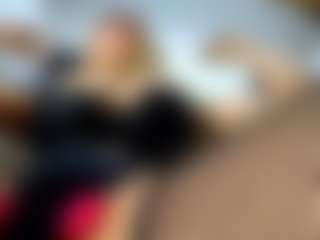 Live cam show with laura-fit - Brown Eyes on Camsoda