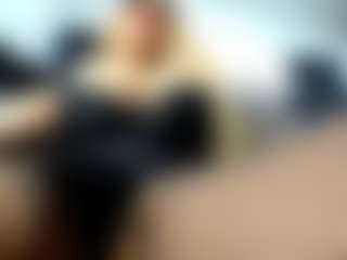 laura-fit's Live Sex Cam Show