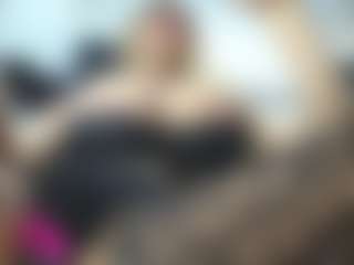 Live cam show with laura-fit - No Smoking on madthumbs
