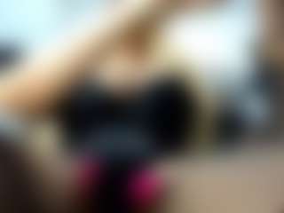 Live cam show with laura-fit - Blonde Hair on SinfulBabes