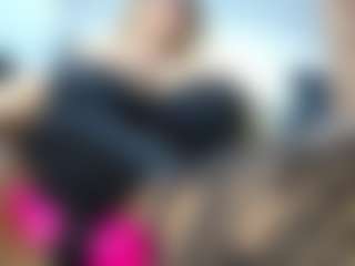 Live cam show with laura-fit - Lean on sexylive.show