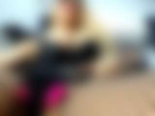 Live cam show with laura-fit - Drinking on Gym Cam Girls