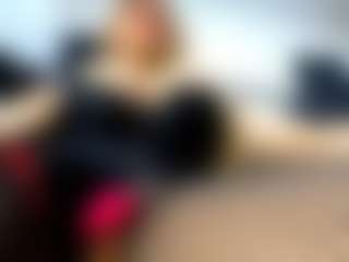 Live cam show with laura-fit - Arabic on livesuperchat.net