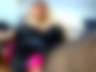 Live cam show with laura-fit - Caucasian on SinfulBabes