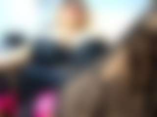 Live cam show with laura-fit - Average on LiveSexCams6