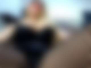 Live cam show with laura-fit - African on live18s.com | colombia