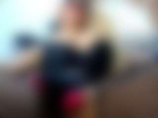 Live cam show with laura-fit - Irish on friskycurves.com