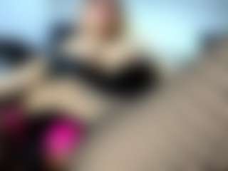 Live cam show with laura-fit - Flat Chested on nudelive.tv