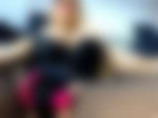 Live cam show with laura-fit - Canadian on slutload | colombia