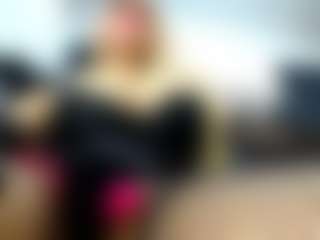 Live cam show with laura-fit - Facial Piercings on Hubzter Live