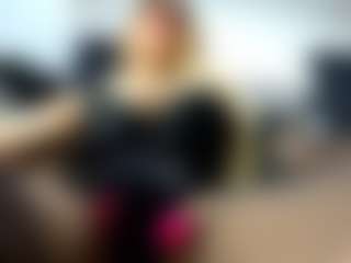 Live cam show with laura-fit - Chinese on Camsoda | colombia