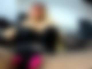 Live cam show with laura-fit - Brown Hair on Fit Hotties