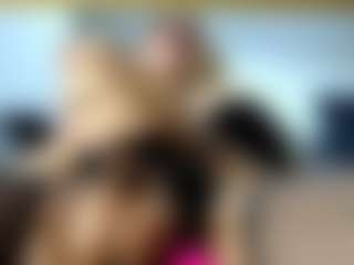 Live cam show with laura-fit - Young Adult on Camsoda
