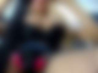 laura-fit's Live Sex Cam Show